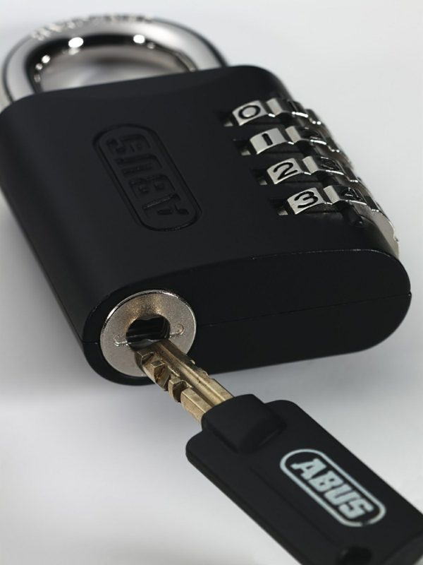 Combination Padlock With Resettable Code Black 158Kc/45Ap050 Locks & Accessories