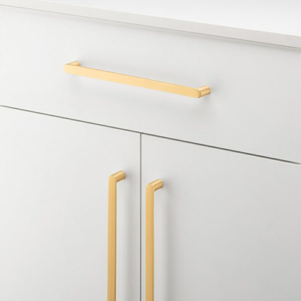 Restocking Soon: Eta Early September – Osaka Cabinet Pull Handle Ctc 256Mm Signature Brass 20971 Cabinet Hardware